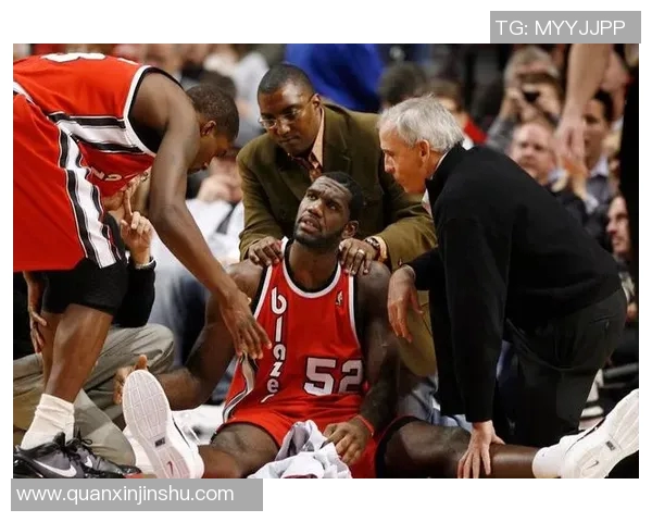 姚明因场上行为不当被罚款引发球迷热议与反思